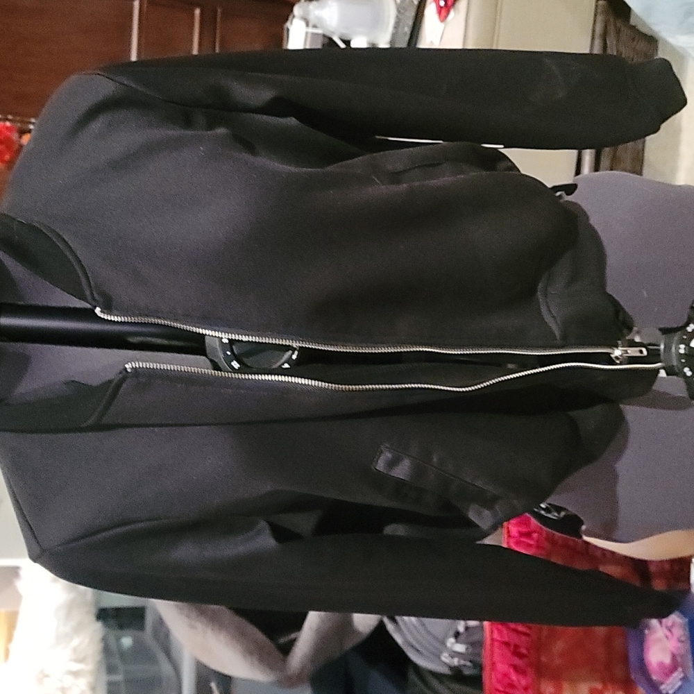 Black bomber size L